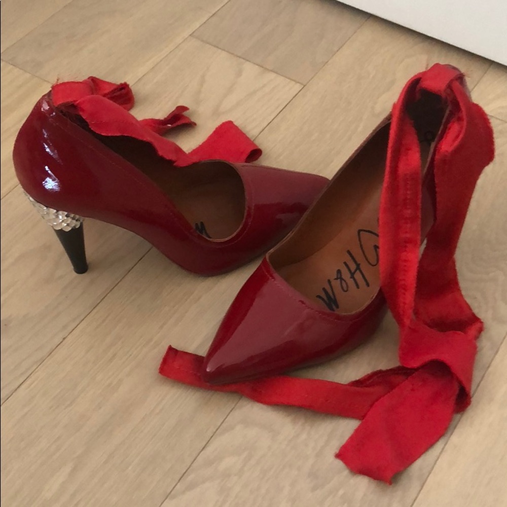 lanvin x H&M red patent silk tie pumps